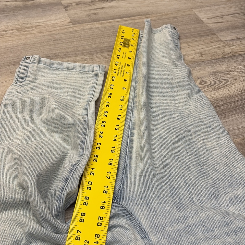Bandolino Blue & White Striped Cropped Women's Mandie Stretchy Jeans Size 6P - Picture 8 of 12